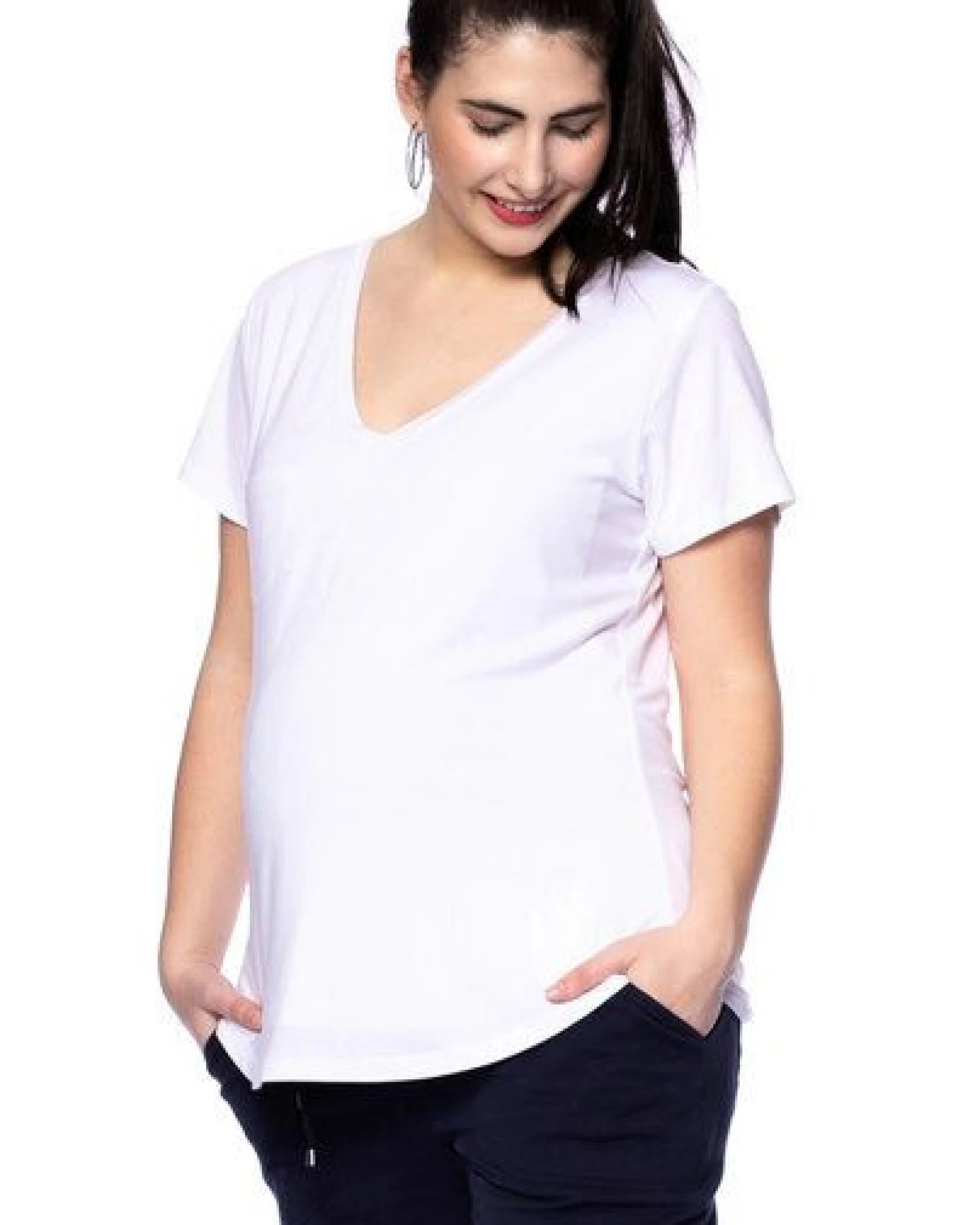 Milchshake CASSI zweilagiges Oversized Umstands- und Stillshirt aus Tencel-Modal – Ansicht 2