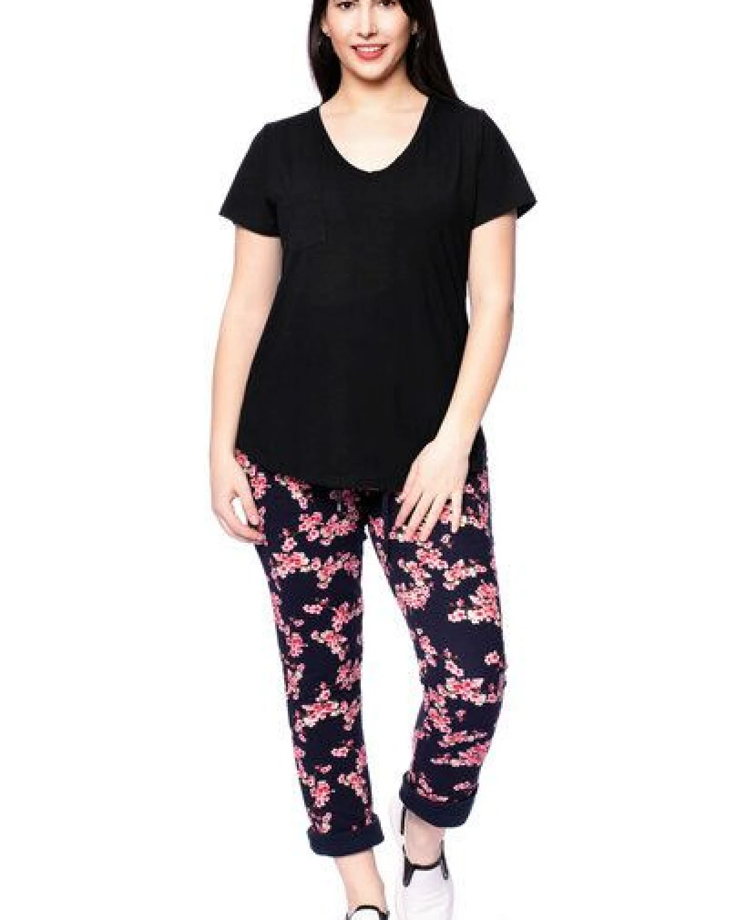 Milchshake CASSI zweilagiges Oversized Umstands- und Stillshirt aus Tencel-Modal – Ansicht 4