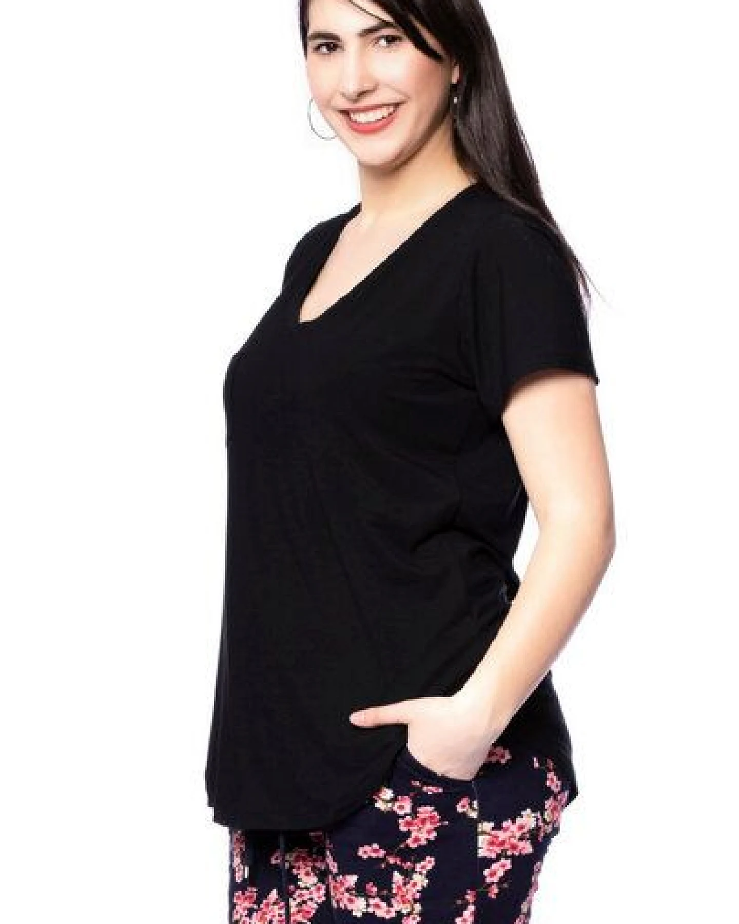 Milchshake CASSI zweilagiges Oversized Umstands- und Stillshirt aus Tencel-Modal – Ansicht 2