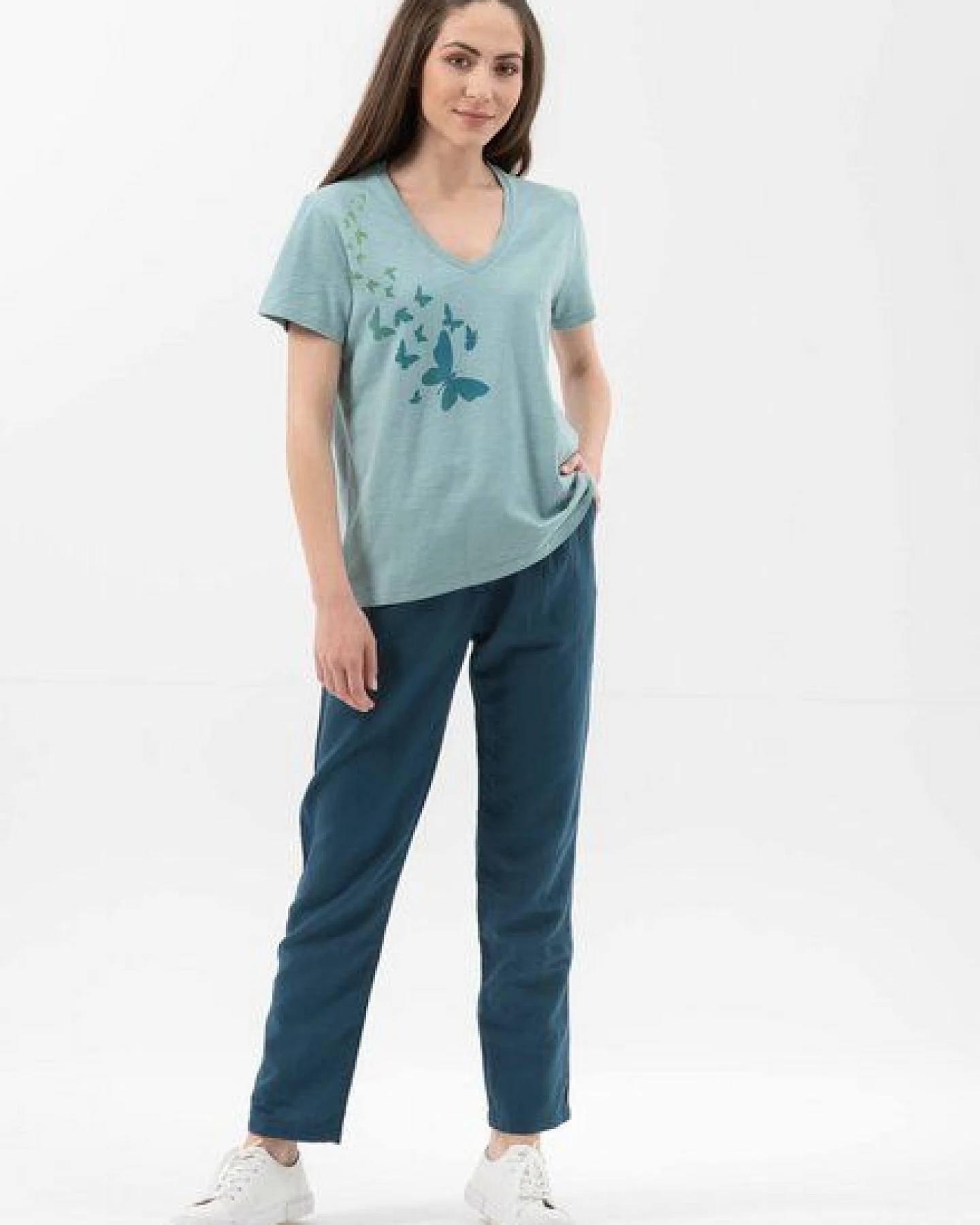ORGANICATION T-Shirt aus Bio-Baumwolle mit Schmetterling-Print – Ansicht 2