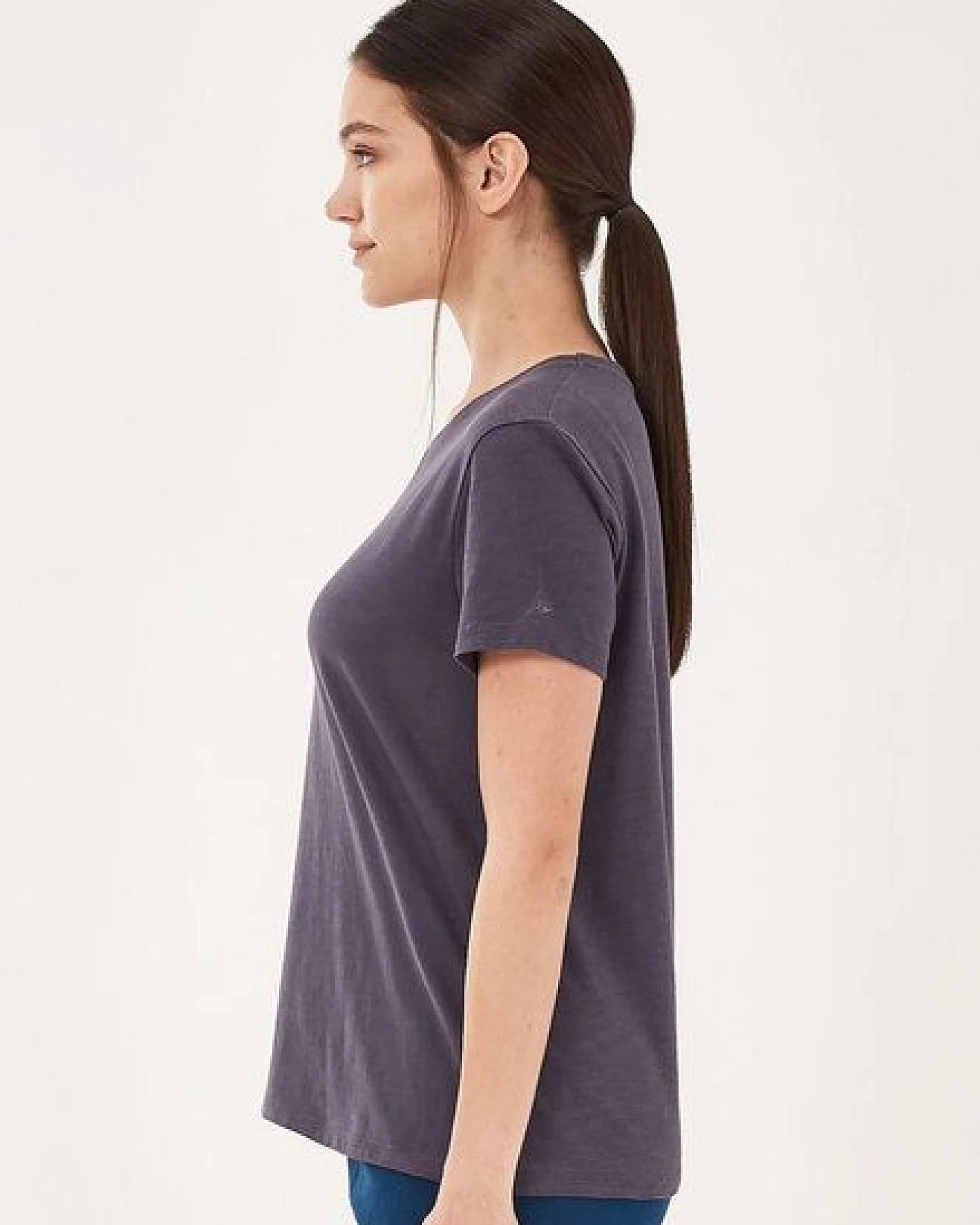ORGANICATION Basic T-Shirt aus Bio-Baumwolle – Ansicht 3
