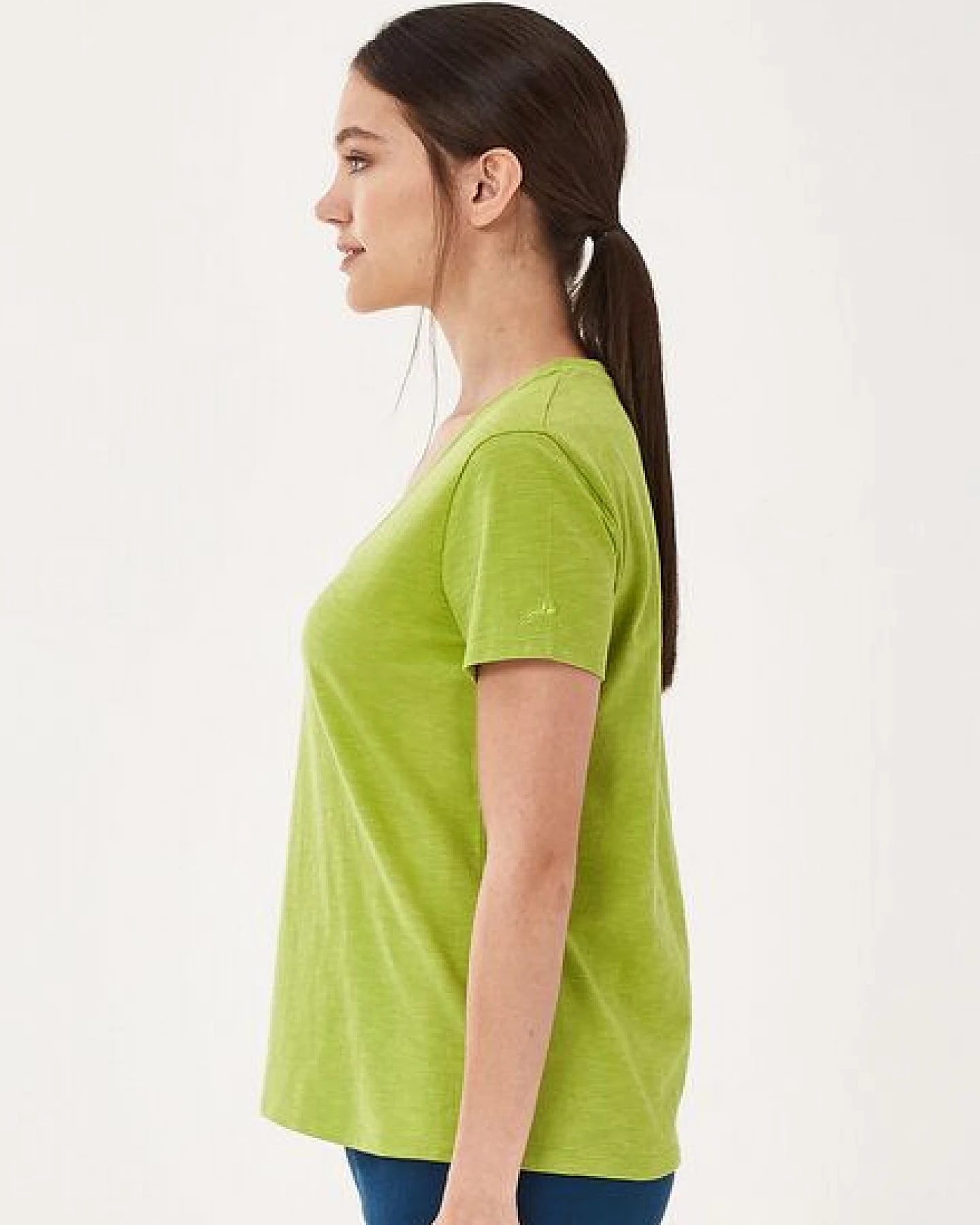 ORGANICATION Basic T-Shirt aus Bio-Baumwolle mit V-Ausschnitt – Ansicht 3