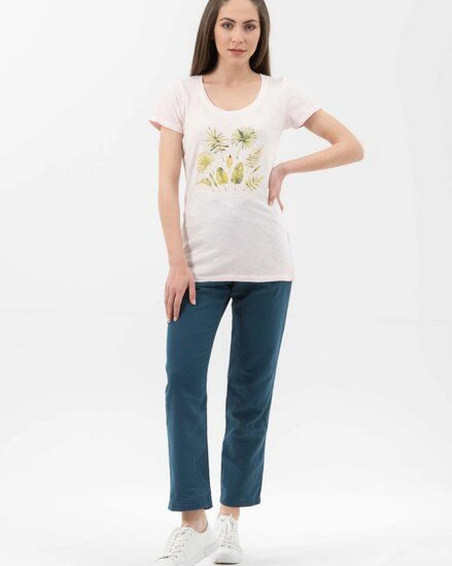 ORGANICATION Garment Dyed T-Shirt aus Bio-Baumwolle mit Blatt-Print – Ansicht 2