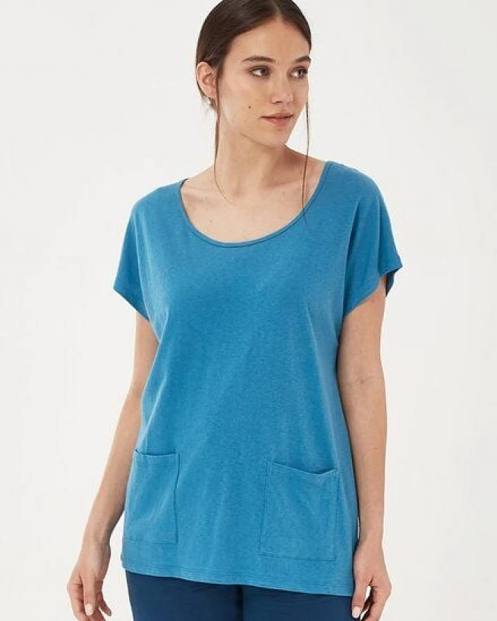 ORGANICATION T-Shirt aus Bio-Baumwolle und Leinen mit Taschen