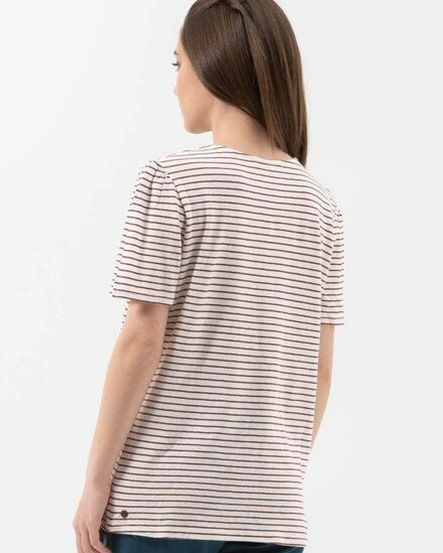 ORGANICATION T-Shirt aus Bio-Baumwolle und Leinen mit Armschlitze – Ansicht 4