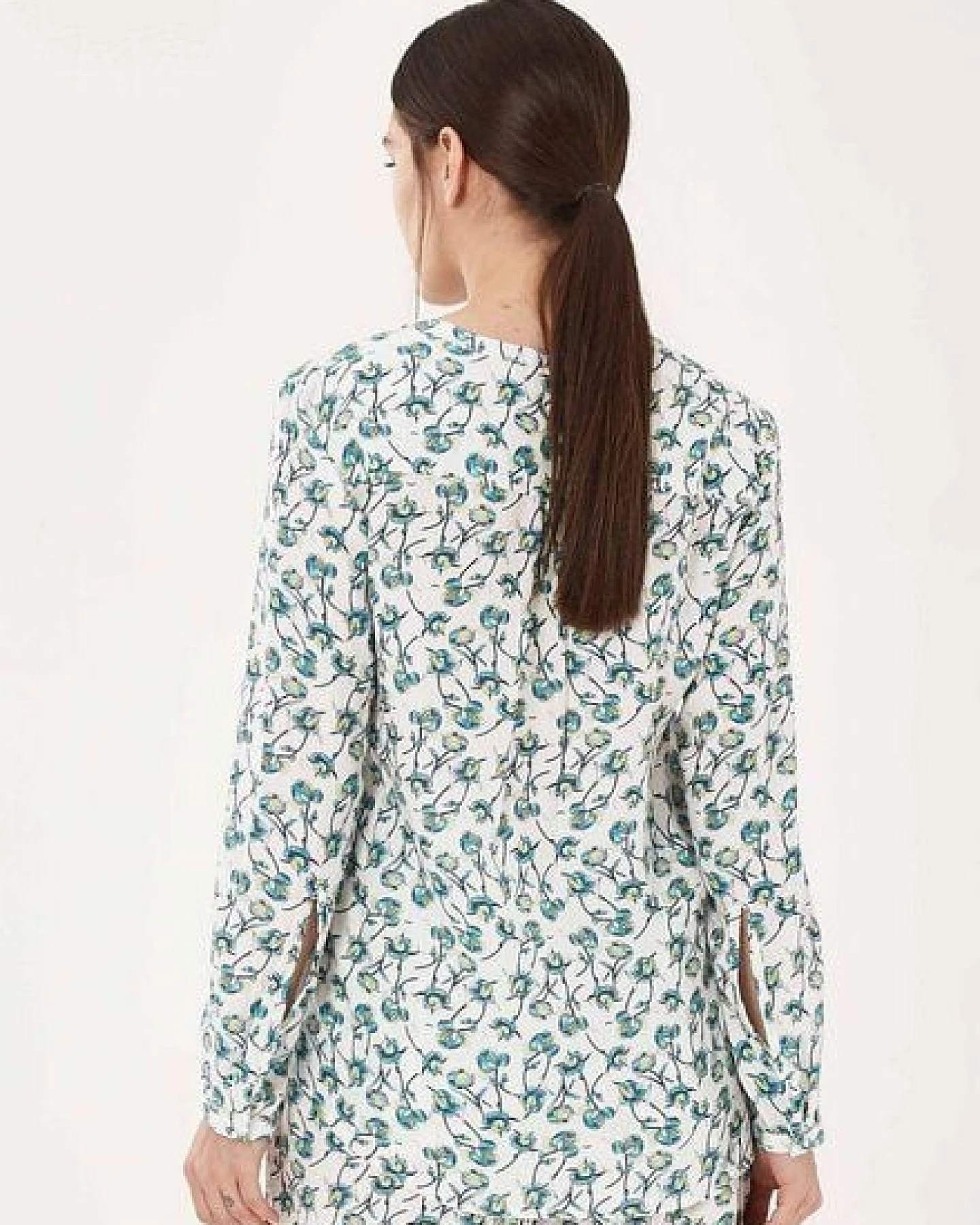 ORGANICATION Bluse aus TENCEL Lyocell mit Allover-Print – Ansicht 4