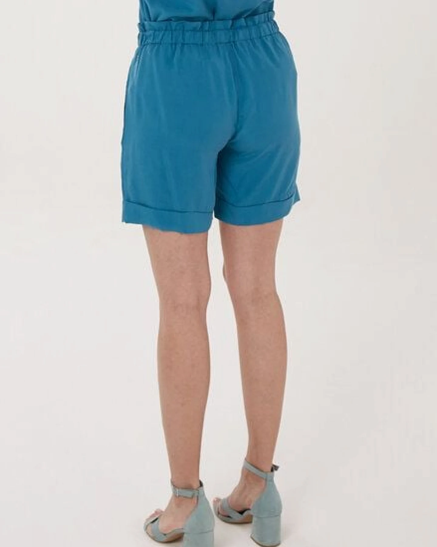 ORGANICATION Paperbag-Shorts aus TENCEL Lyocell mit Kordelzug – Ansicht 4