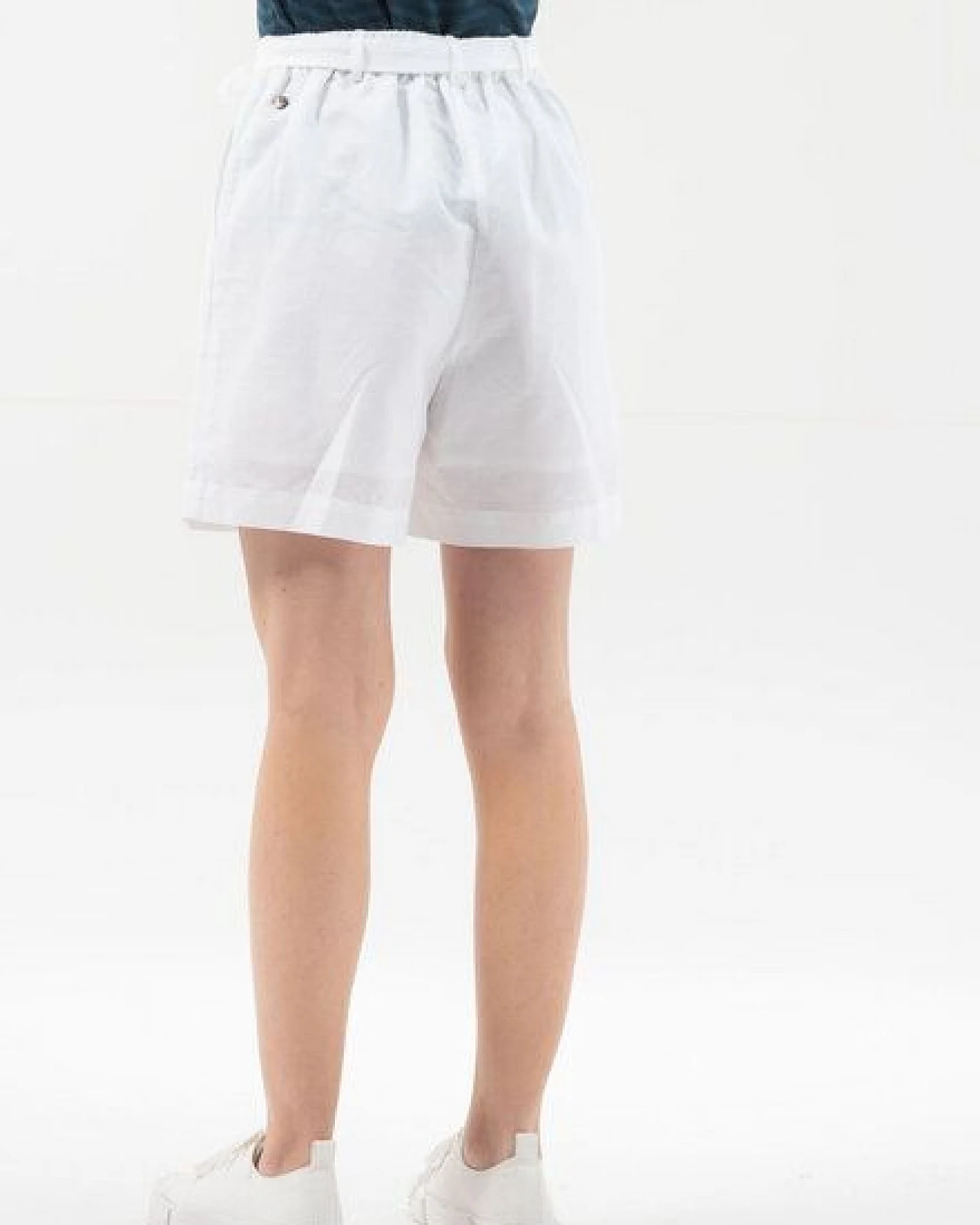 ORGANICATION Shorts aus Leinengemisch mit Bindegürtel – Ansicht 4