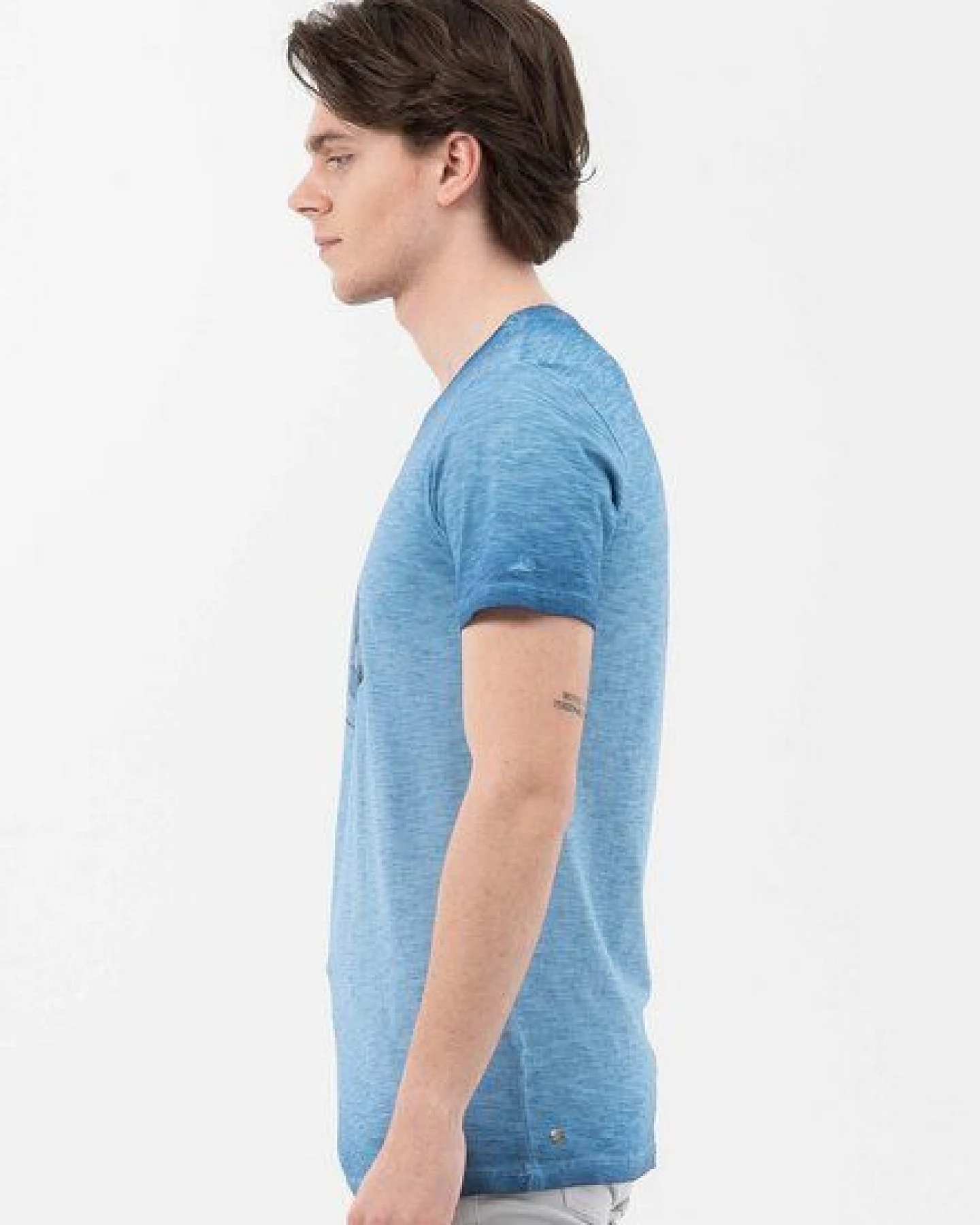 ORGANICATION Garment Dyed T-Shirt aus Bio-Baumwolle mit Rubik’s Cube-Print – Ansicht 2
