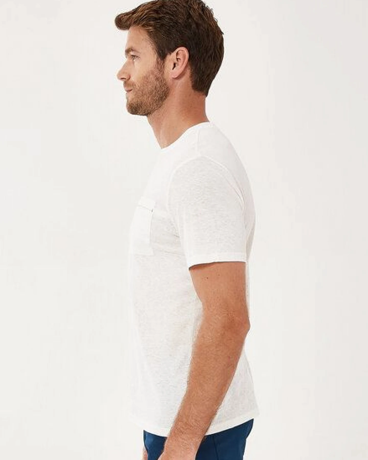 ORGANICATION T-Shirt aus Bio-Baumwolle-Leinen-Mix mit Brusttasche – Ansicht 3
