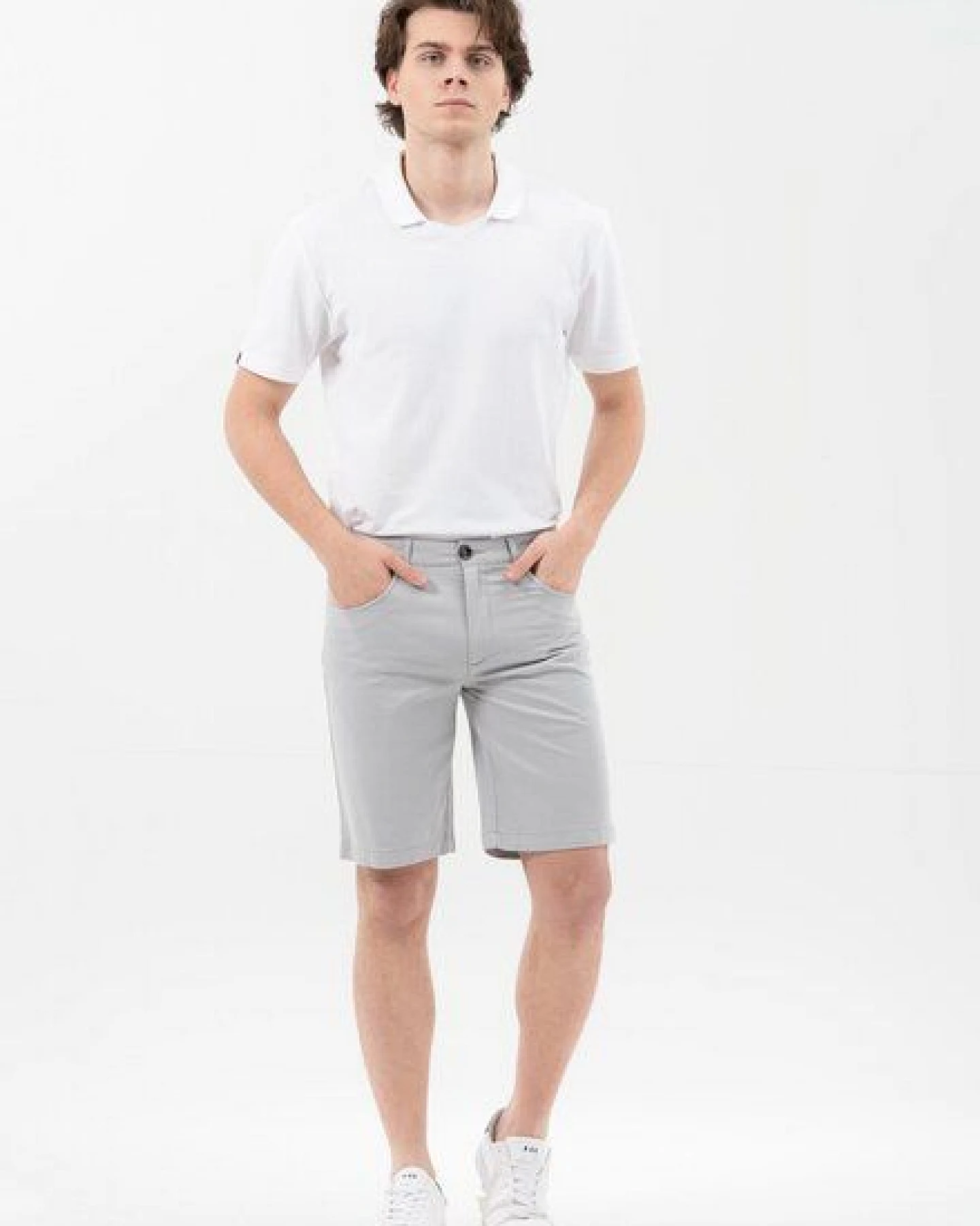 ORGANICATION Chino-Shorts aus Bio-Baumwolle – Ansicht 2