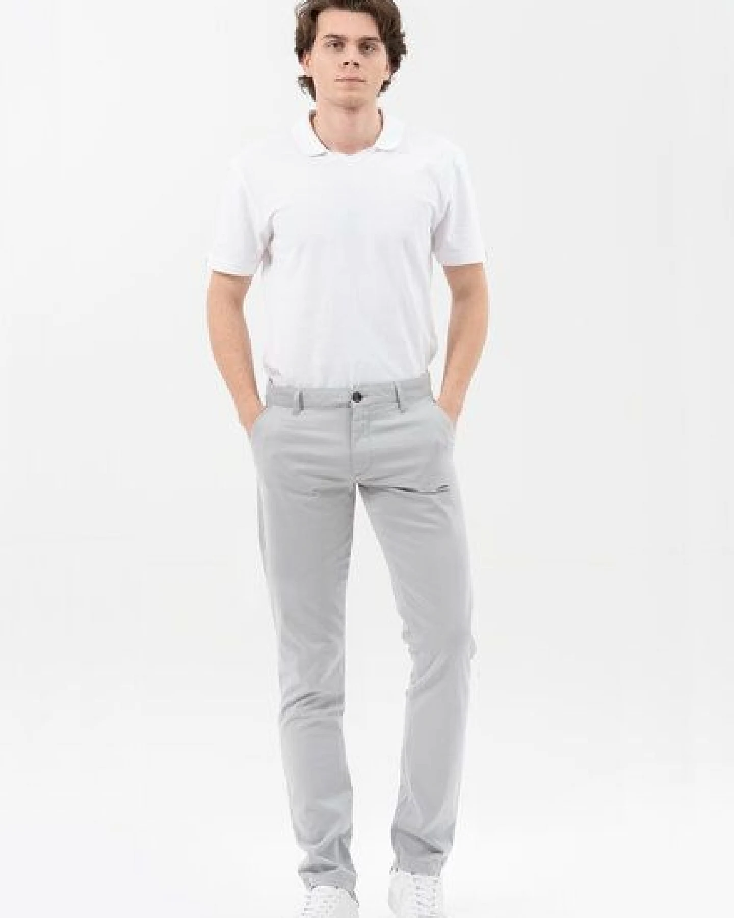 ORGANICATION Chino-Hose aus Bio-Baumwolle – Ansicht 2
