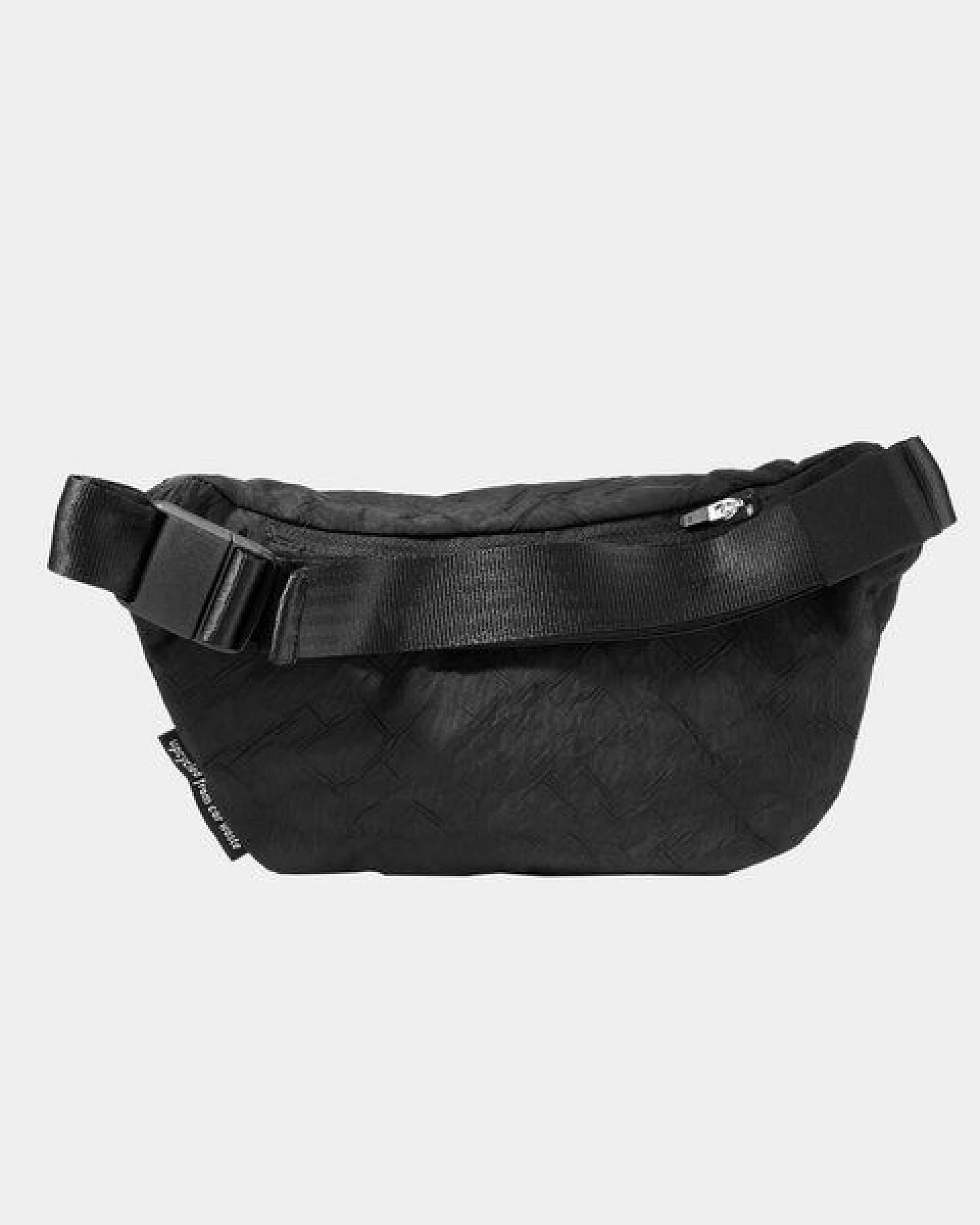 Airpaq Bauchtasche aus Autoschrott – Ansicht 4