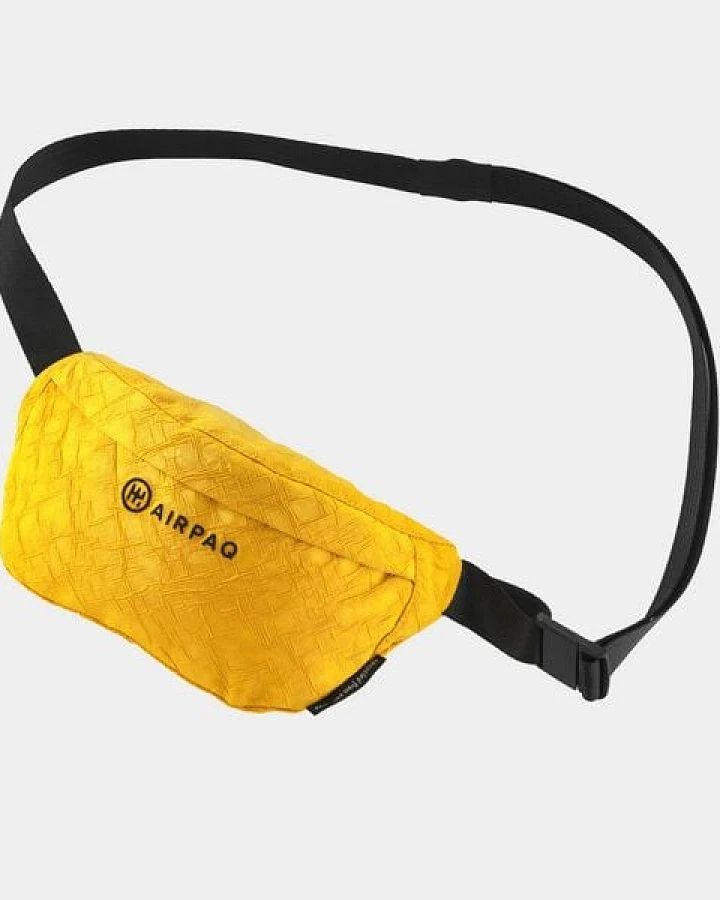 Airpaq Bauchtasche aus Autoschrott
