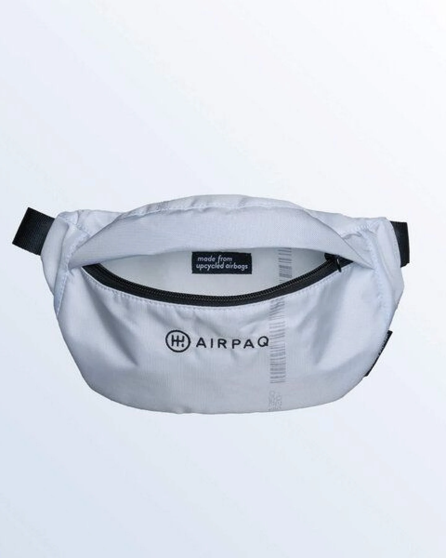 Airpaq Bauchtasche aus Autoschrott – Ansicht 3