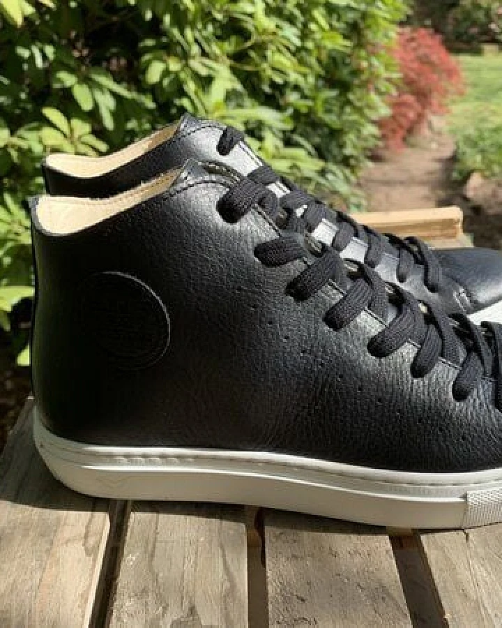 b.y.r.d. Sneaker vegetabil gegerbtes chromfreies Leder -Yoko