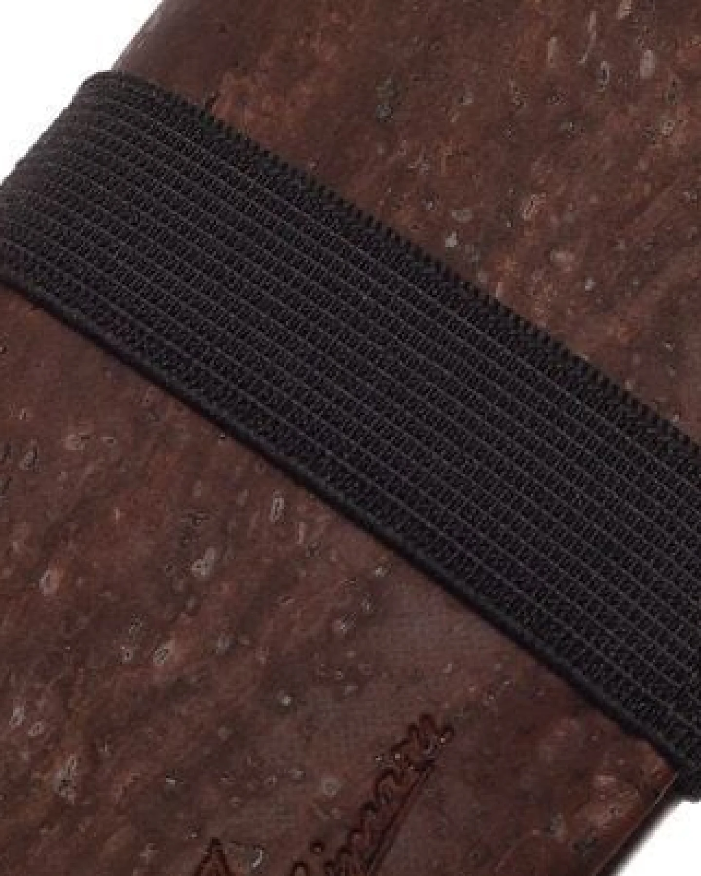 Simaru Tabaktasche 35g "LEIRA" aus Kork mit Gummiband. – Ansicht 4