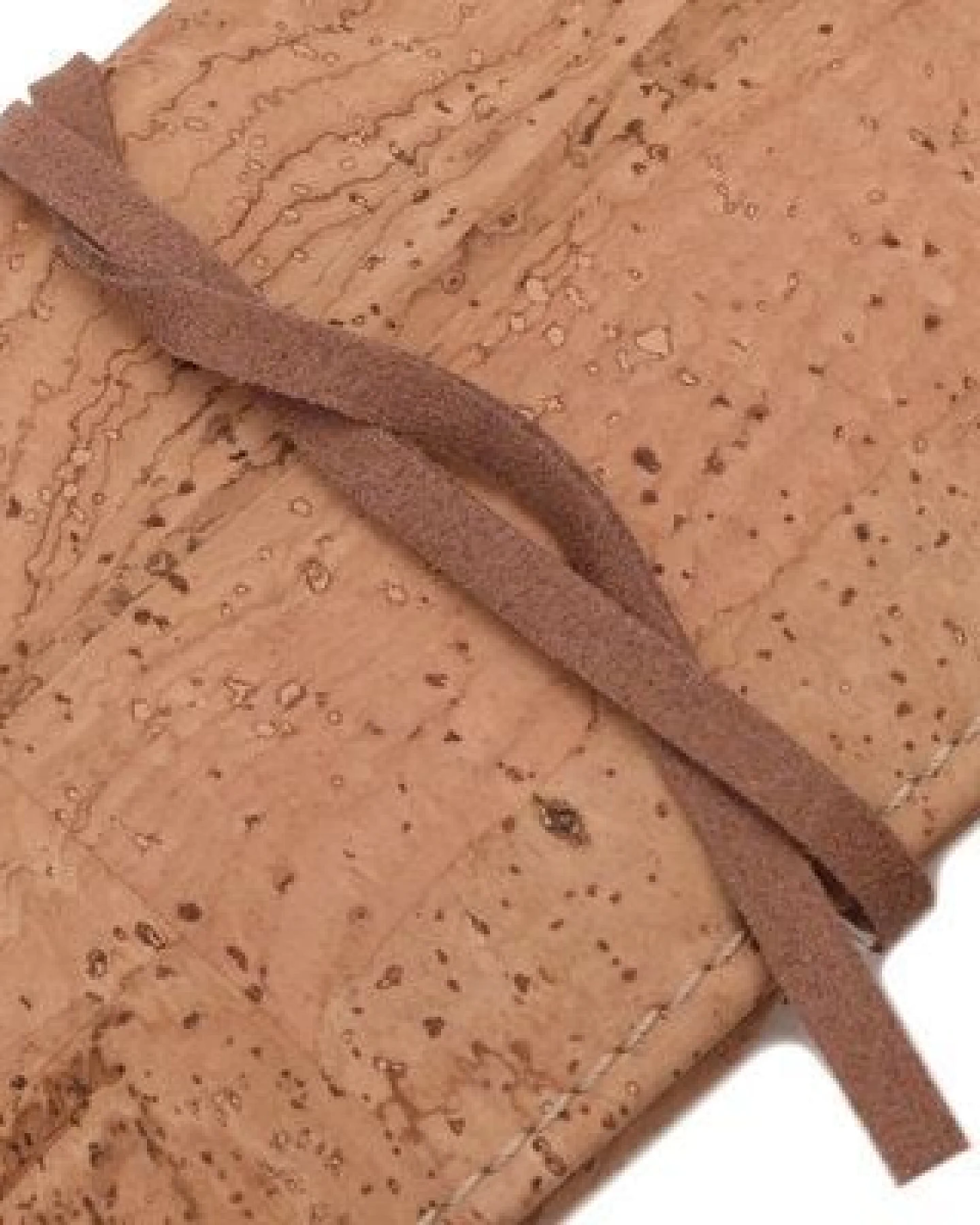 Simaru Tabaktasche 35g "BRAGA" aus Kork mit Band – Ansicht 4