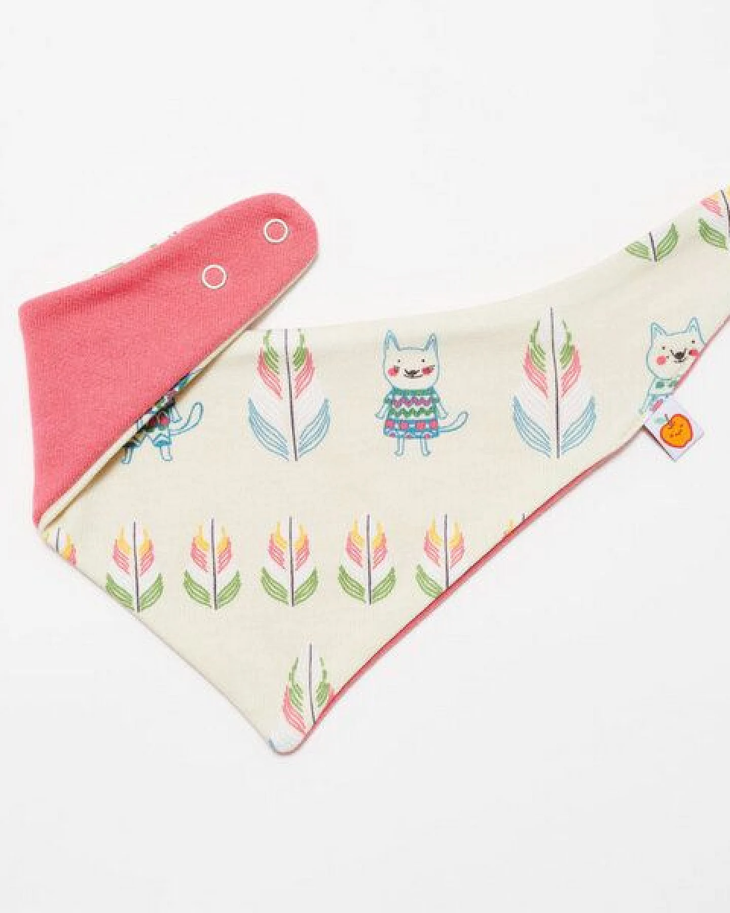 Cheeky Apple Lätzchen aus Bio-Baumwolle "Indianerkatzen" Beige/Rosa – Ansicht 2