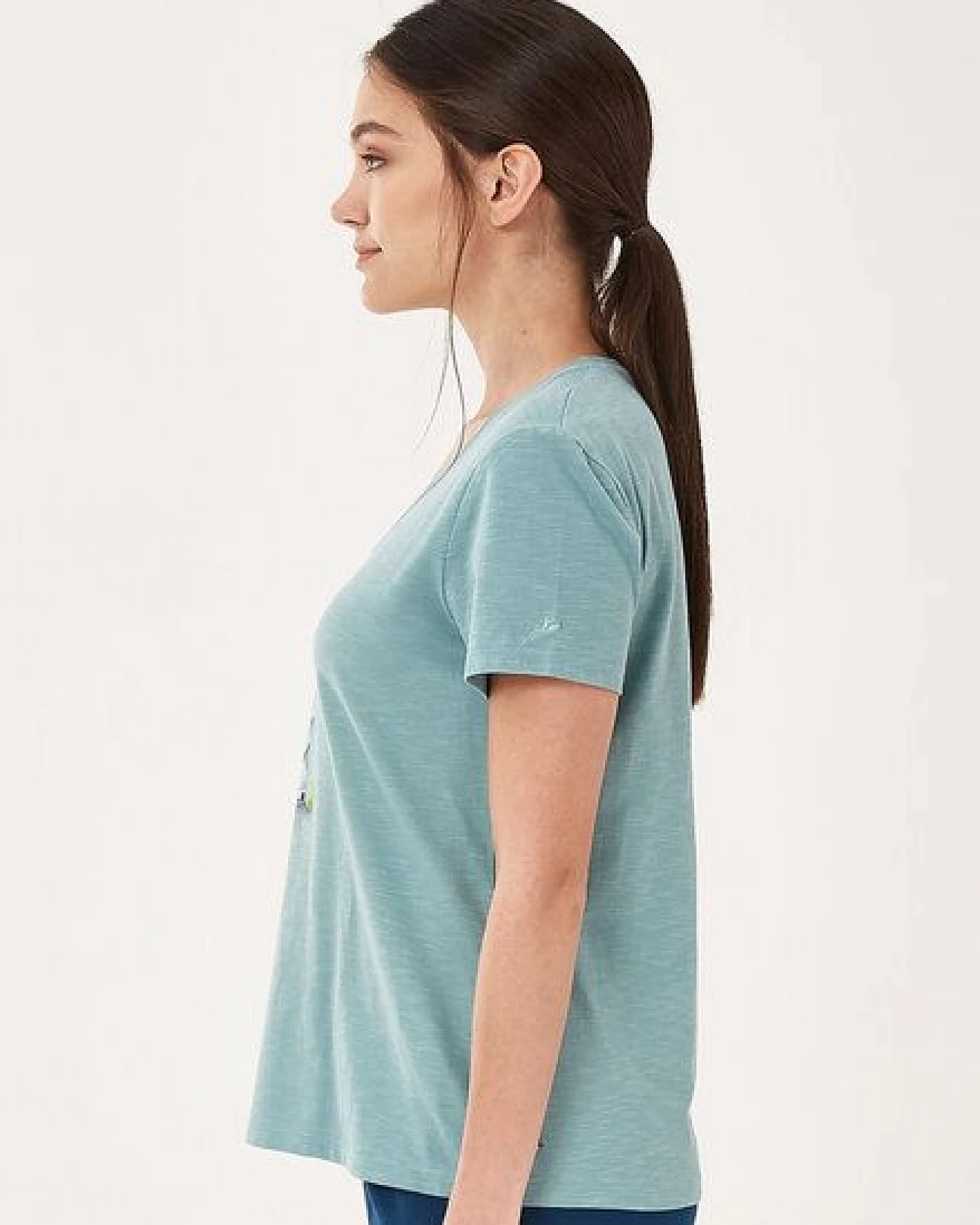 ORGANICATION T-Shirt aus Bio-Baumwolle mit V-Ausschnitt – Ansicht 3