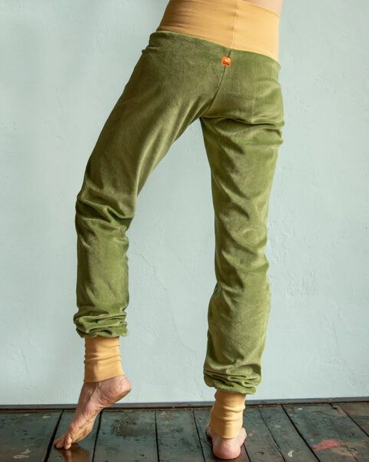 Cmig Bio Wohlfühl- und Yogahose aus Nicki – Ansicht 2