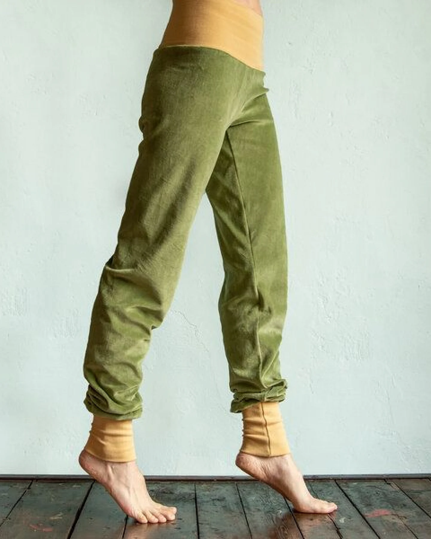 Cmig Bio Wohlfühl- und Yogahose aus Nicki – Ansicht 3