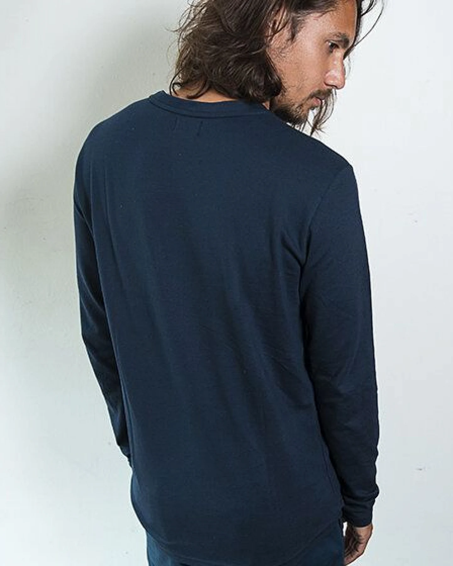 The Driftwood Tales Basic Piqué Langarm Tshirt – Ansicht 2