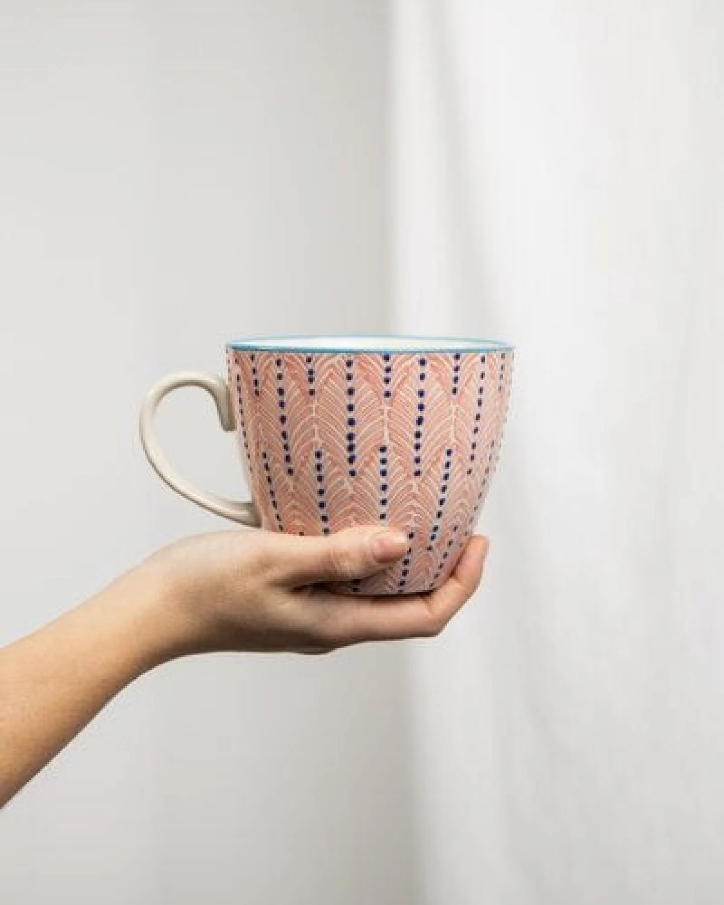 TRANQUILLO Große Tasse MIX'N'MATCH aus Steinzeug mit Muster, 500 ml (POR487, POR488) – Ansicht 2