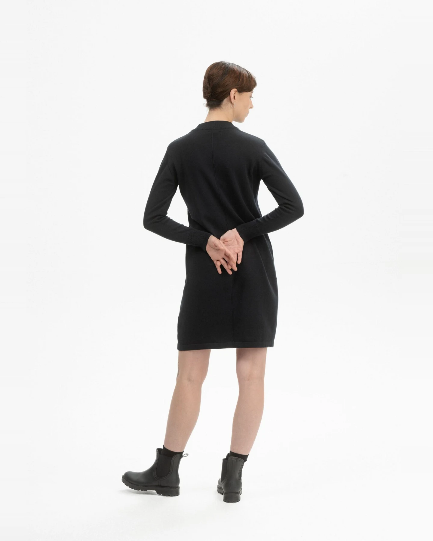 MELA Damen vegan Kleid Basic Feinstrick Harleen Schwarz – Ansicht 2