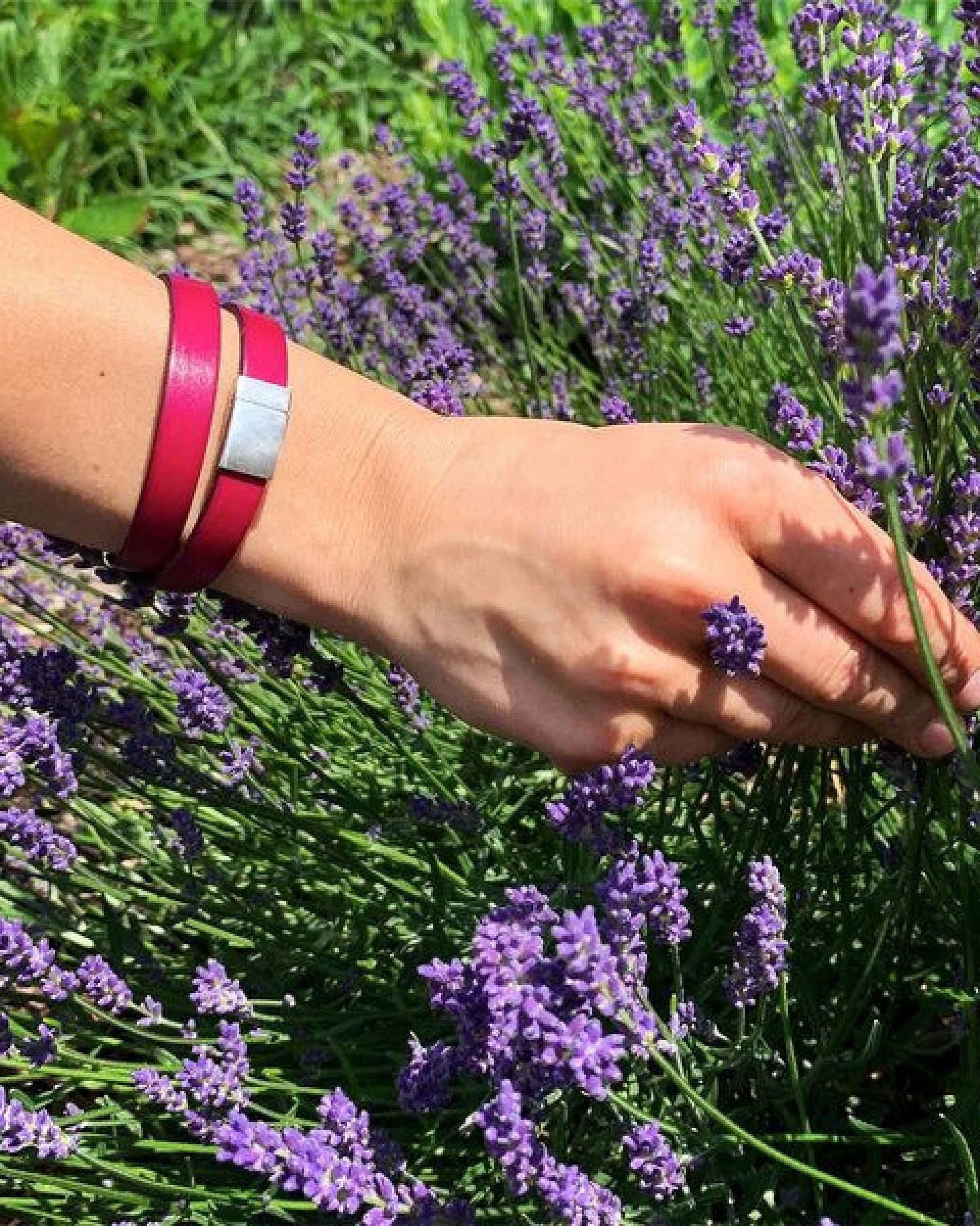 Mitienda Shop Lederarmband mit Magnetverschluss Unisex – Ansicht 2
