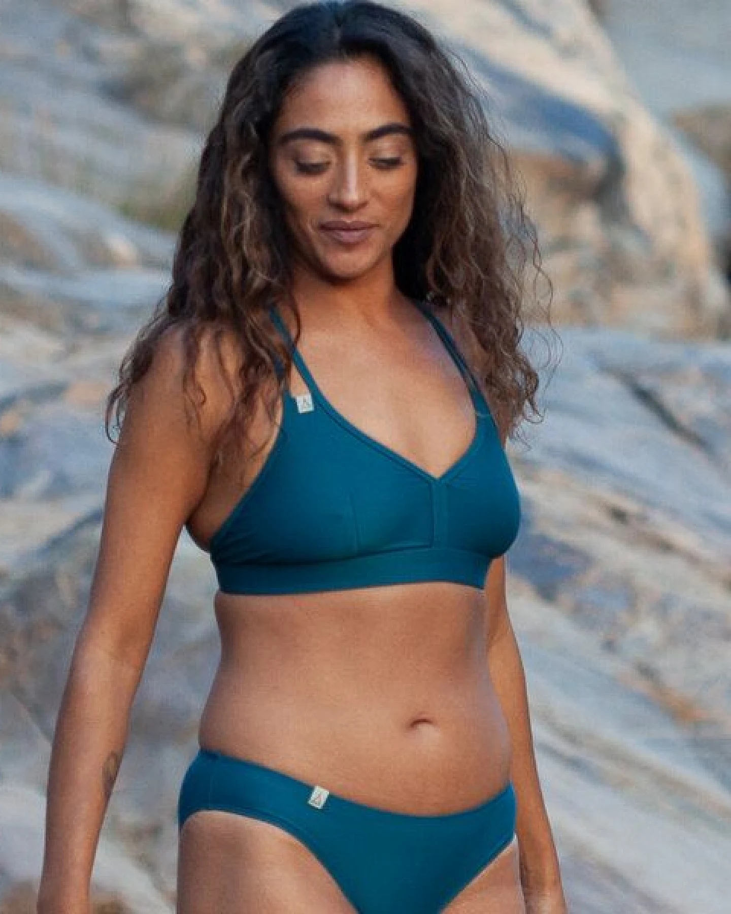 INASKA Multiway Sportbikini Oberteil WILD – Ansicht 2