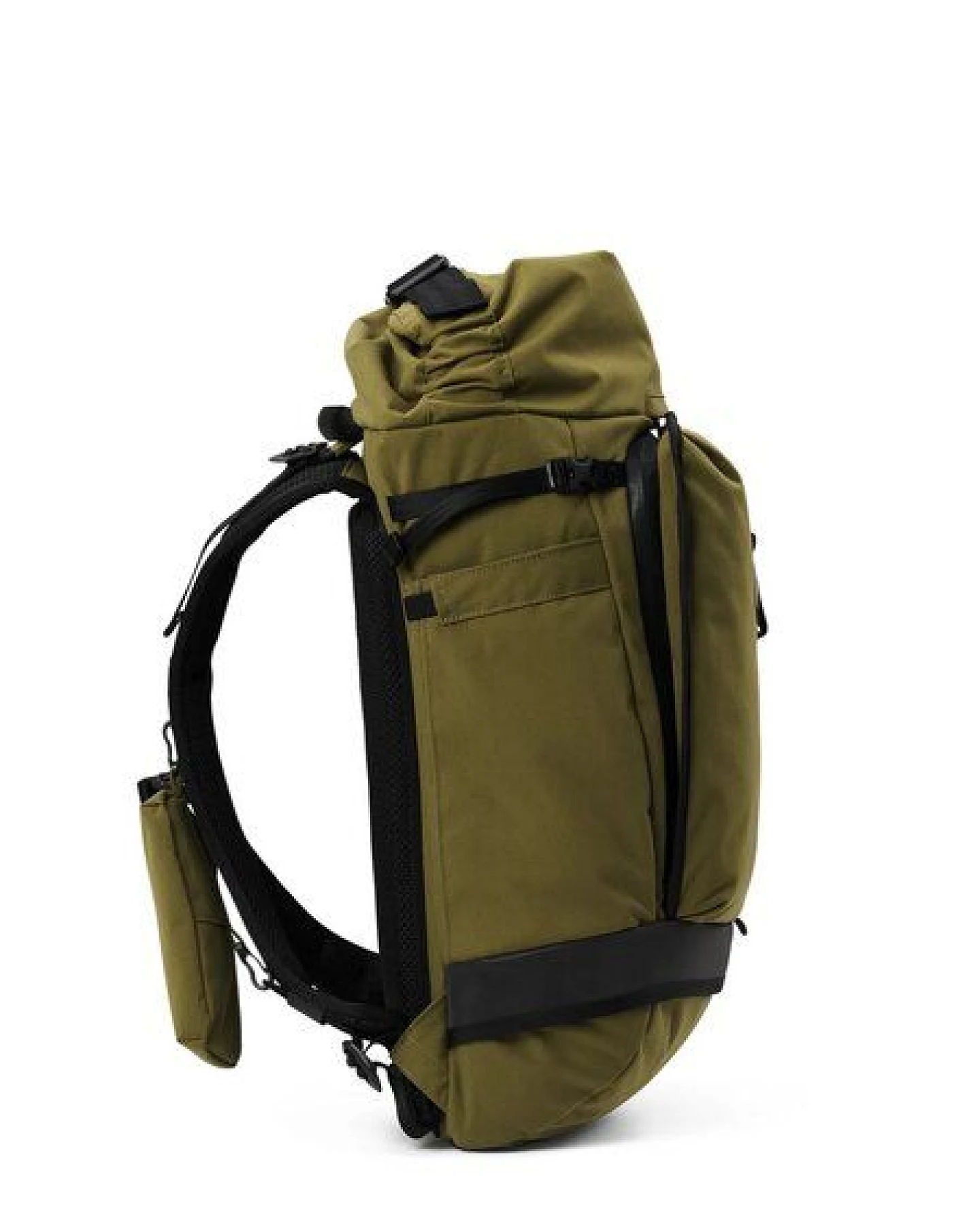 pinqponq Rucksack - KOMUT Medium Backpack - aus recyceltem Nylon – Ansicht 2