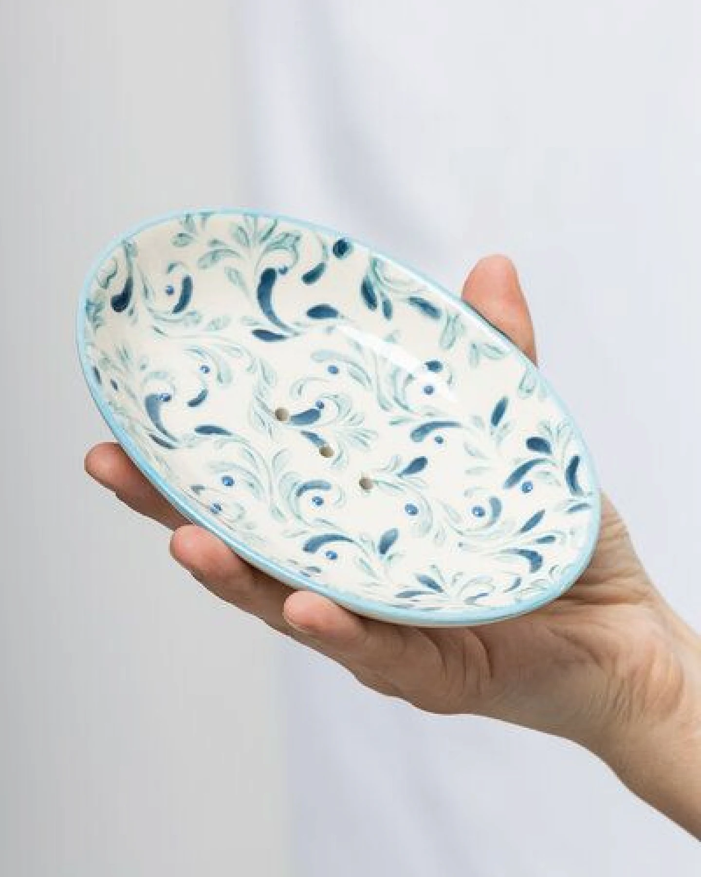 TRANQUILLO Ovale Seifenschale aus Steinzeug mit bunten Mustern 14 cm – Ansicht 3