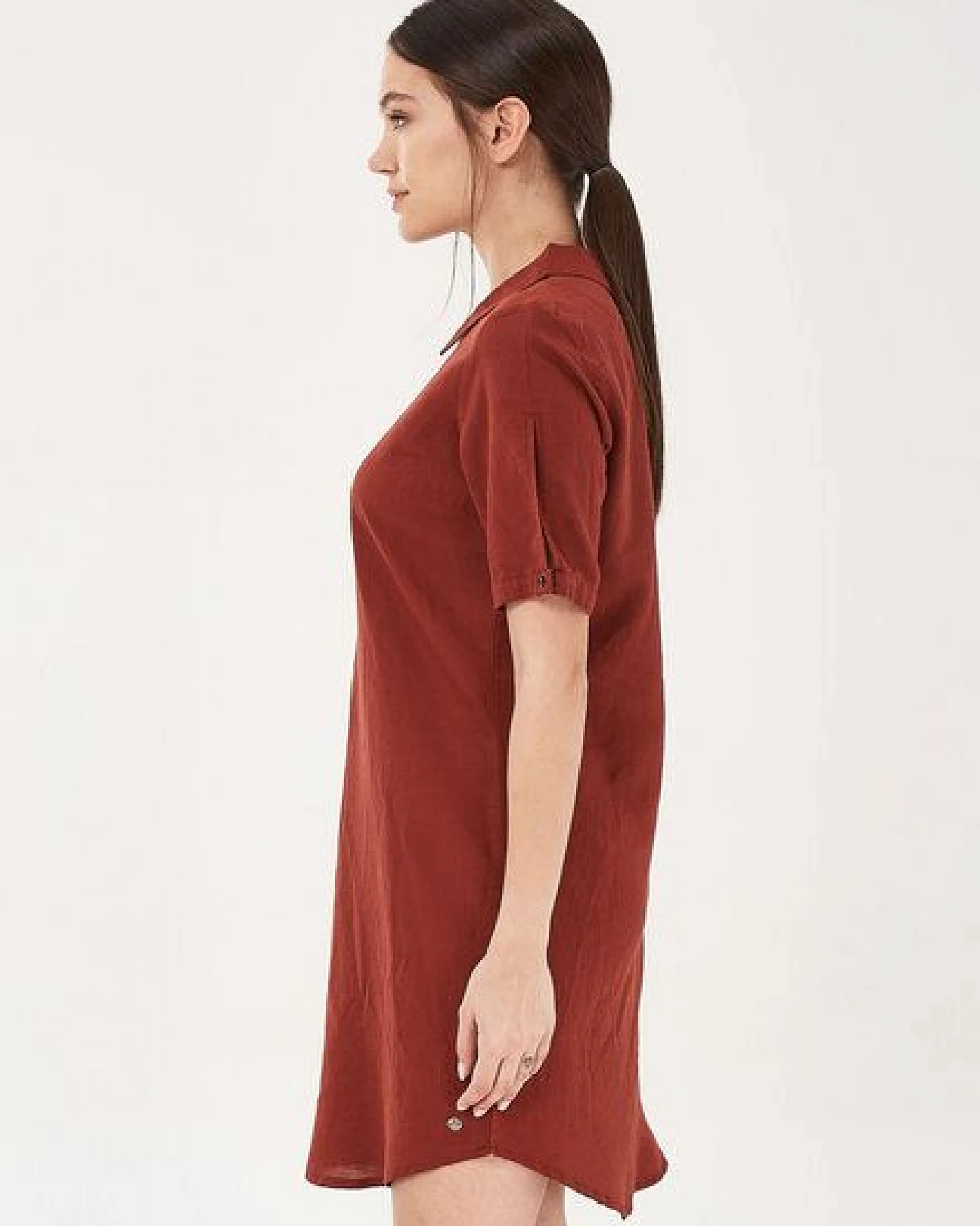 ORGANICATION Kleid aus Leinen-Mix mit Bubikragen – Ansicht 3