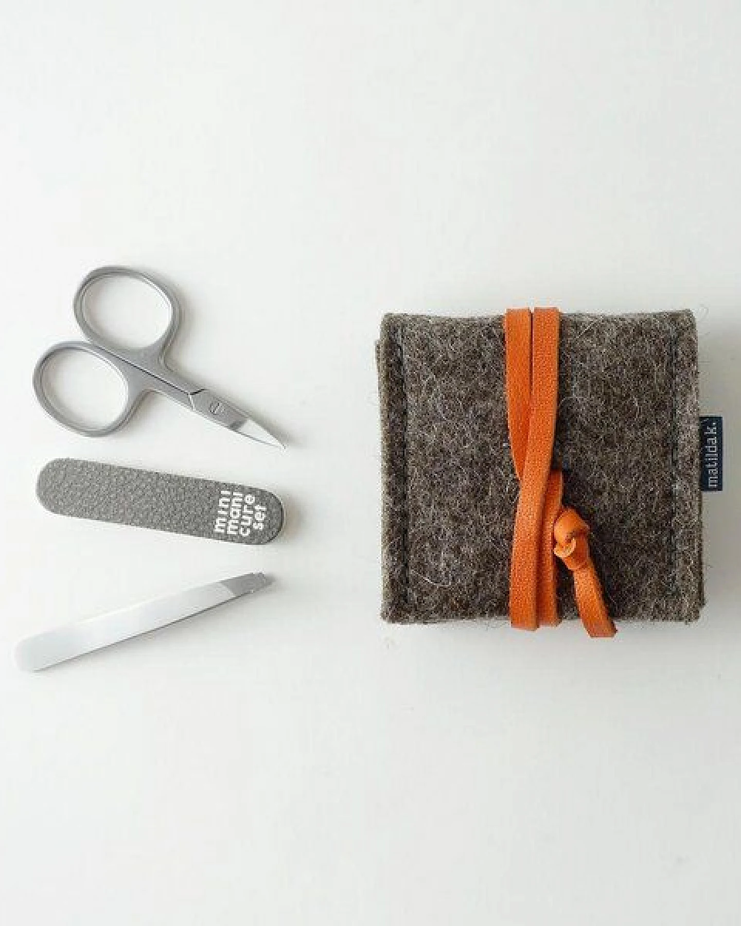 matilda k. manufaktur mini-maniküre-set 'ella' aus Wollfilz braun – Ansicht 2