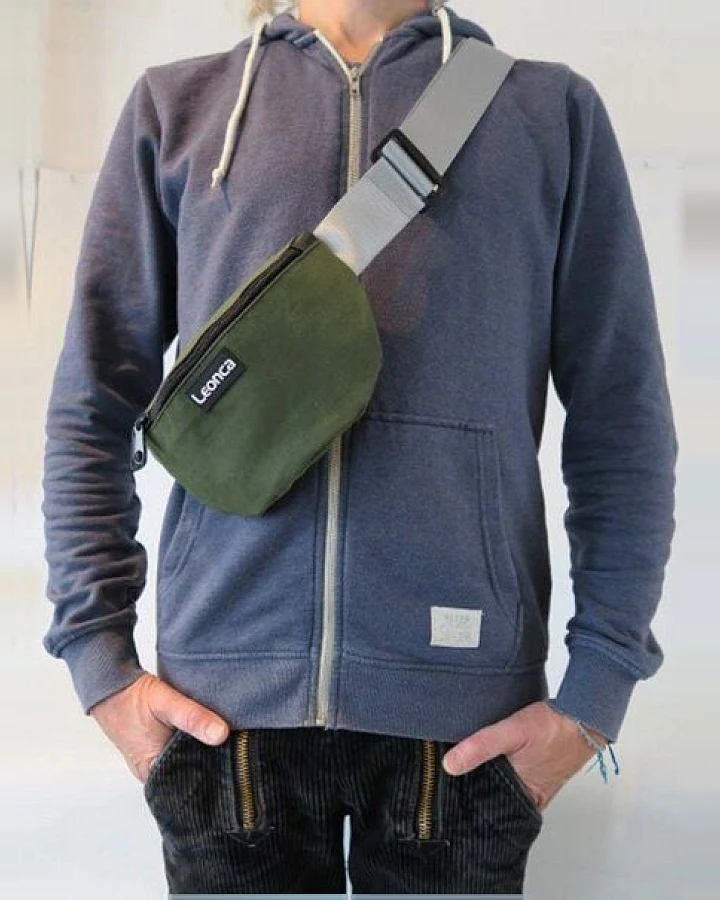 Leonca Upcycling Hip Bag aus Seesackleinen in 3 Größen