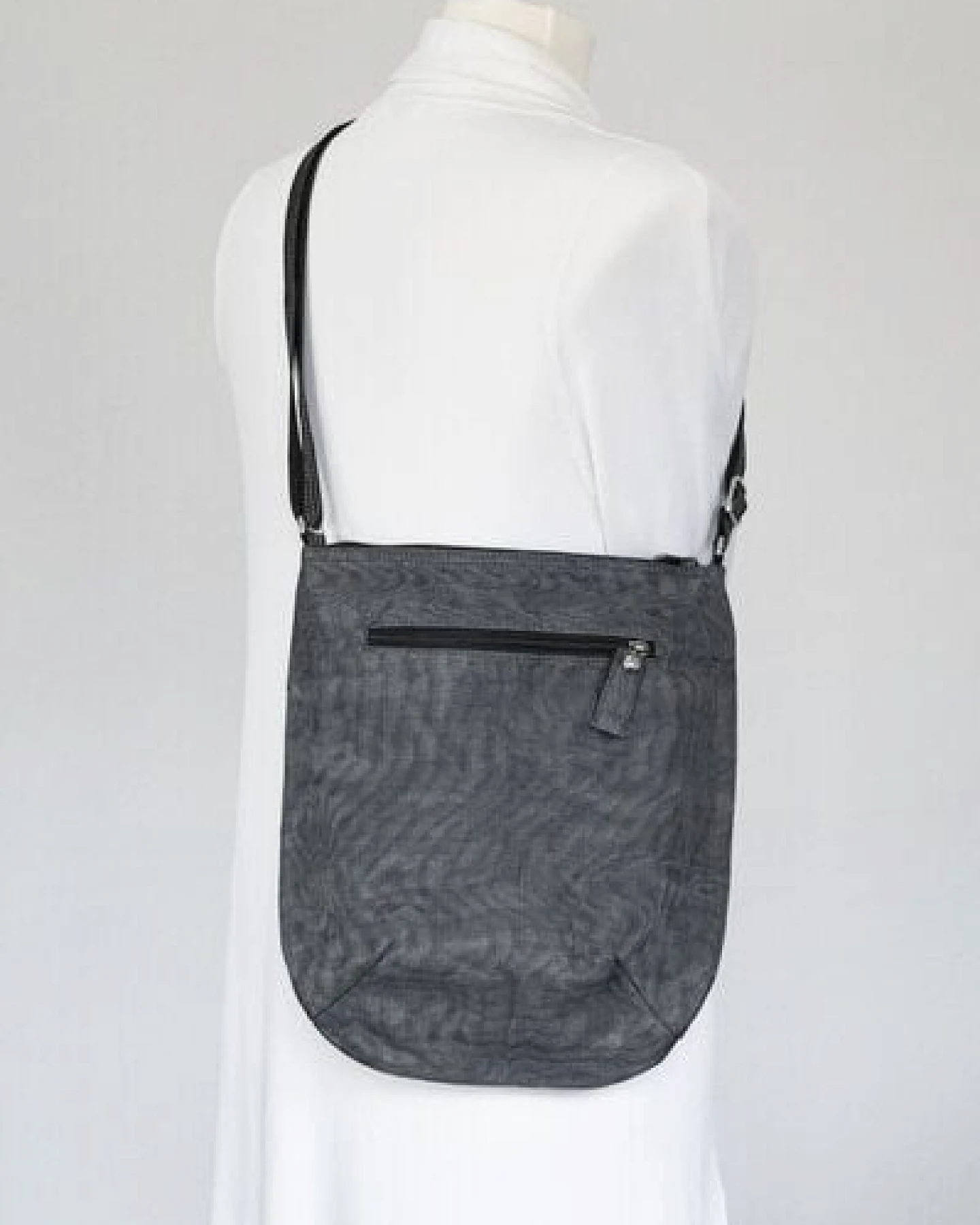 Smateria Umhänge-Tasche Pascal S – Ansicht 2