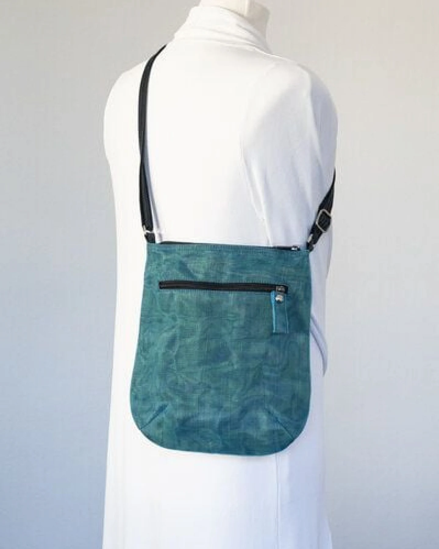 Smateria Umhänge-Tasche Pascal S – Ansicht 2