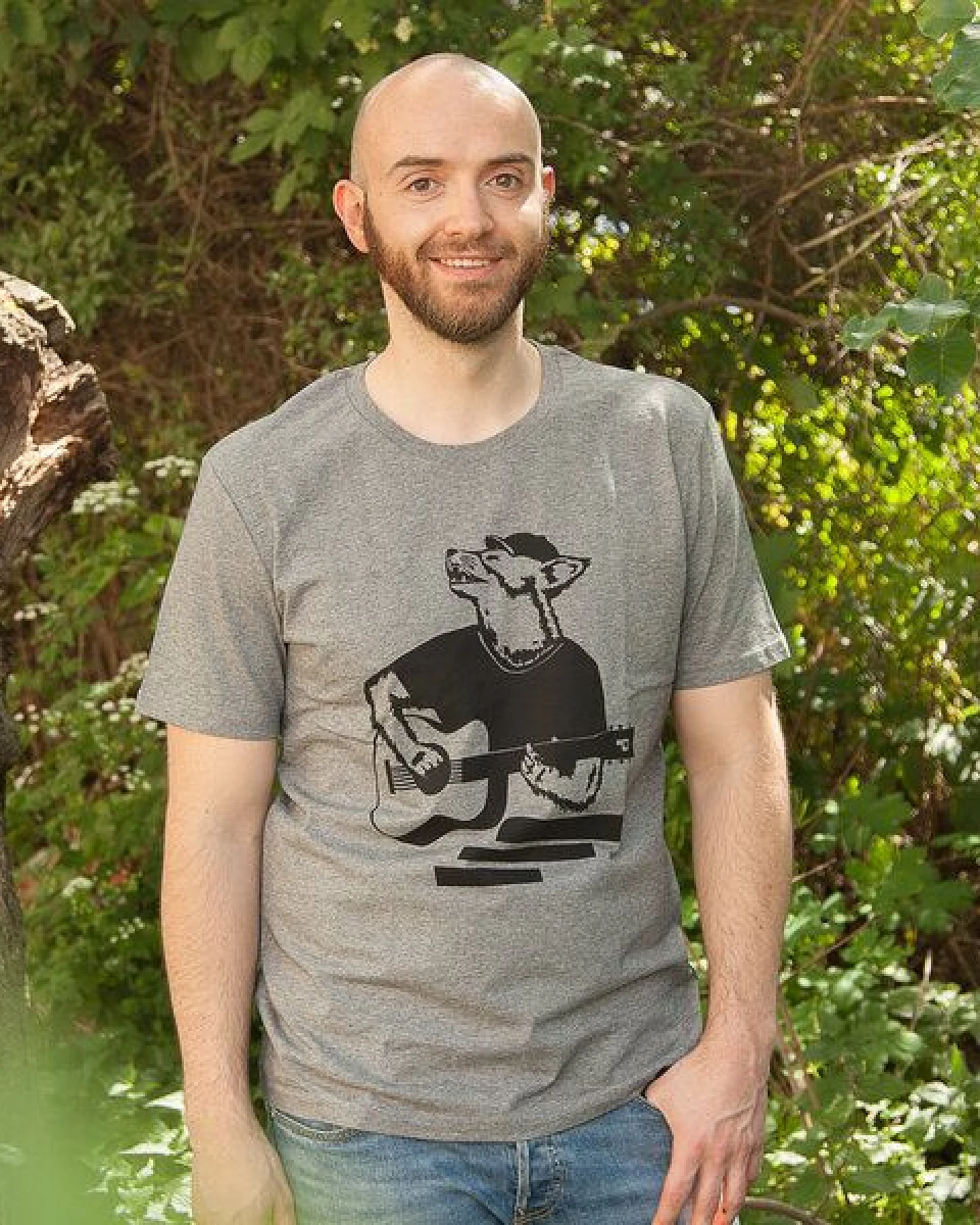 Frank Fuchs mit Gitarre - päfjes Bio Fair Wear Männer/Unisex T-Shirt – Ansicht 2