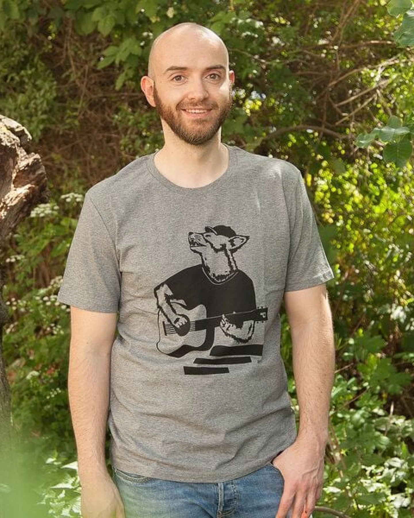 Frank Fuchs mit Gitarre - päfjes Bio Fair Wear Männer/Unisex T-Shirt – Ansicht 3