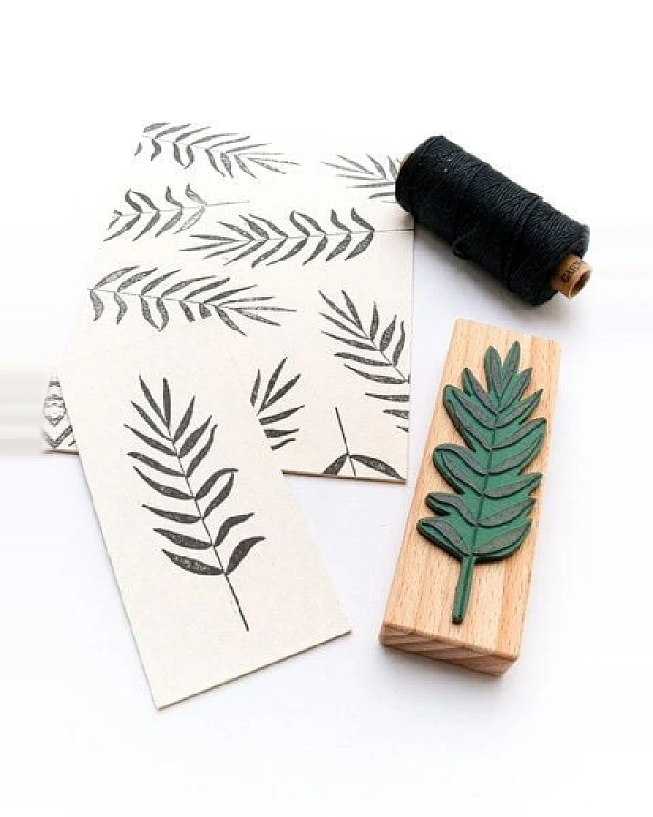 STUDIO KARAMELO STEMPEL PALMWEDEL