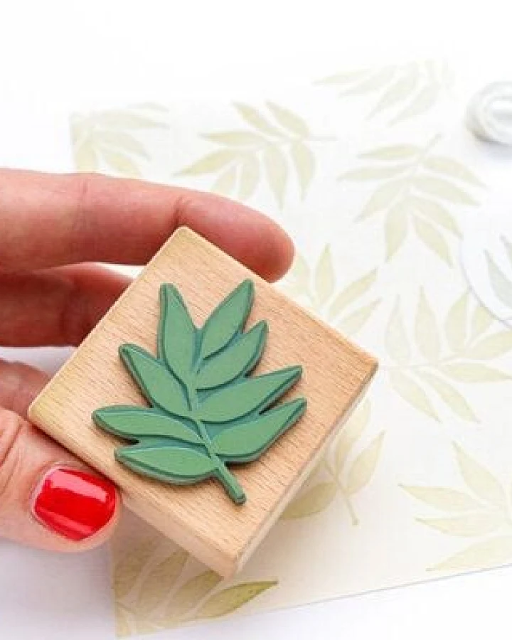 STUDIO KARAMELO STEMPEL ESCHE BLATT