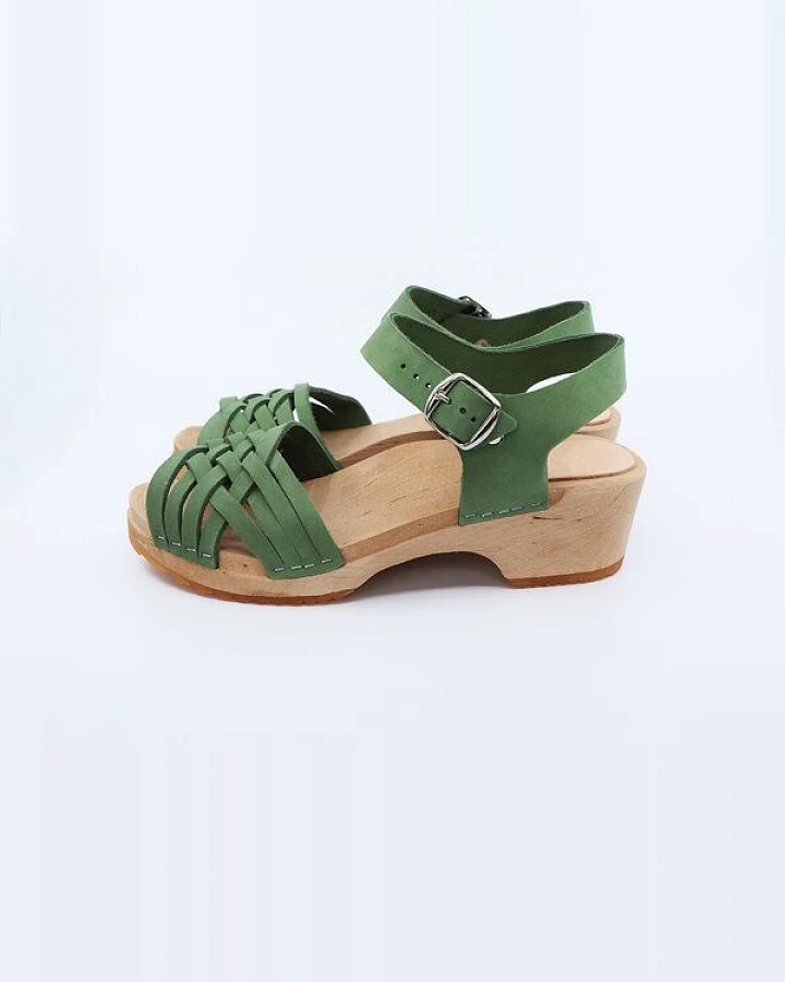 VAR - schwedische Holz Clogs Sandale von me&myclogs - low heel