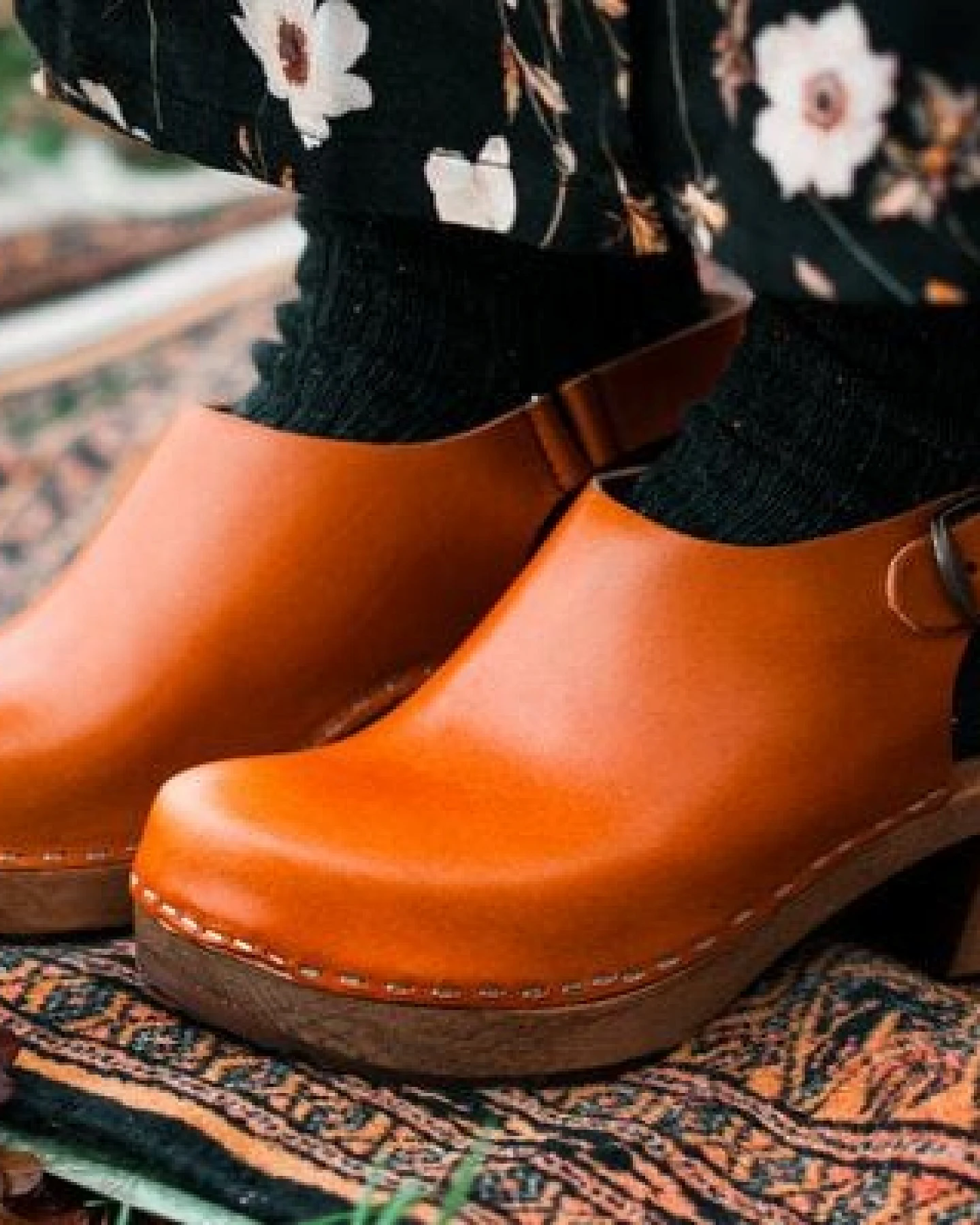 IDÉ - schwedische Holz Clogs von me&myClogs - high mid heel – Ansicht 4