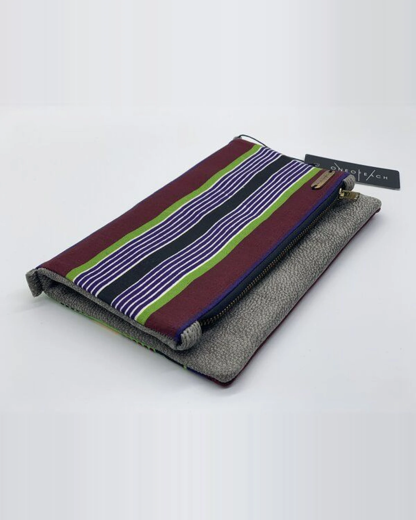 ONE OF EACH Clutch "Kenia" Handtasche aus Leder und Baumwollstoff mit afrikanischem Print – Ansicht 2