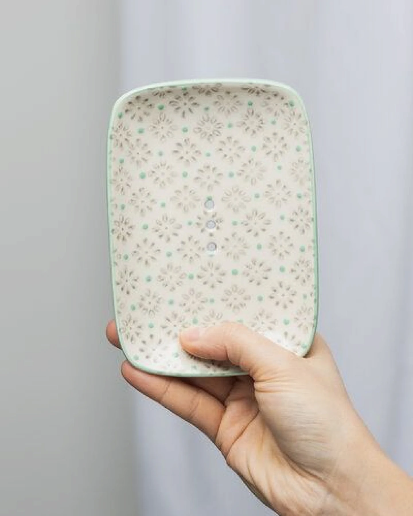 TRANQUILLO Seifenschale aus Steinzeug mit floralen Mustern und Ornamenten 13,5 cm – Ansicht 3