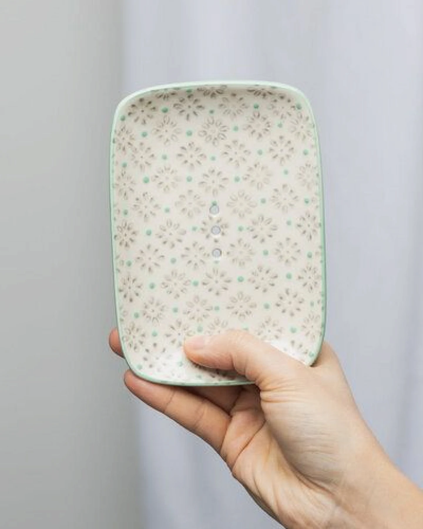 TRANQUILLO Seifenschale aus Steinzeug mit floralen Mustern und Ornamenten 13,5 cm – Ansicht 3