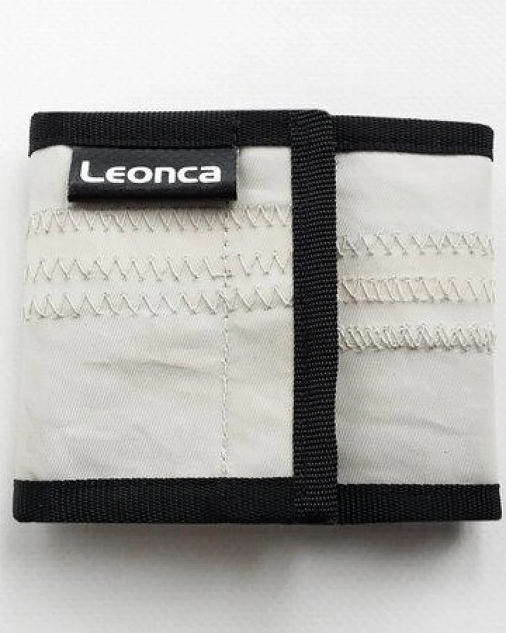 Leonca Portemonnaie aus recyceltem Segel