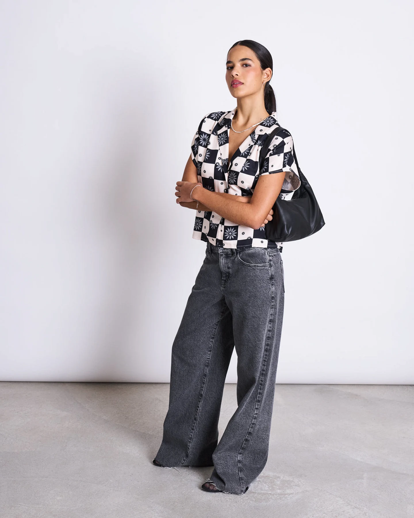 JAN 'N JUNE Damen vegan Bluse Tierra Floral Square Print – Ansicht 2