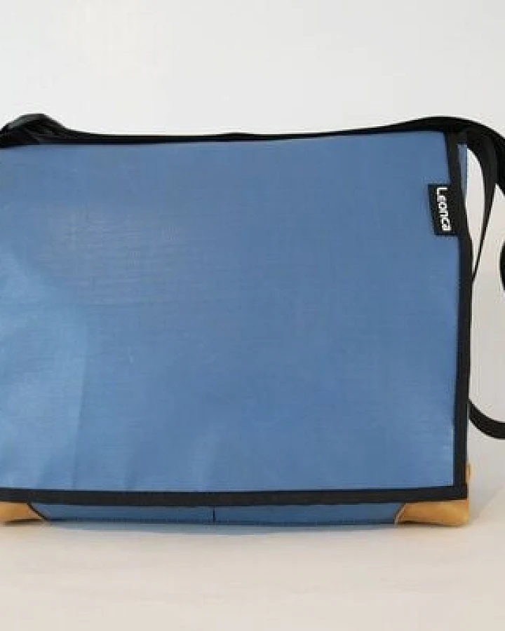 Leonca Taschen aus Turnmatte & Turnbockleder in 5 Größen